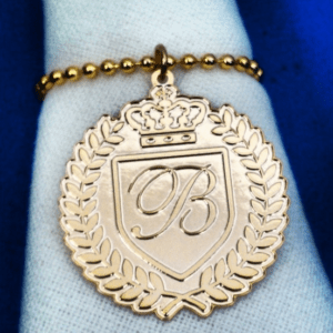 Medalha com Corrente