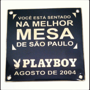 Placa de Metal Playboy 2004